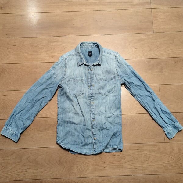 GAP ライトブルーデニムシャツ L サイズ140相当