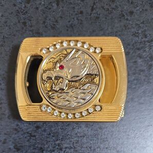 龍の装飾 ベルトバックル ゴールド ラインストーン