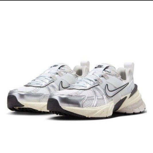 【タグ付き新品】Nike V2K RUN 26cm