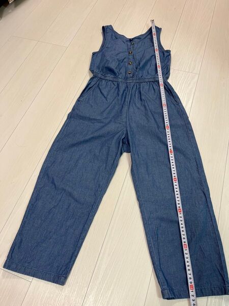 美品 ユニクロ オールインワン 140センチ定価:2990円