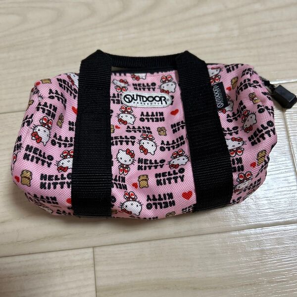 OUTDOOR × HELLO KITTY ポーチ ピンク