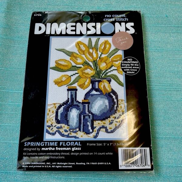 DIMENSIONS クロスステッチキット SPRINGTIME FLORAL 未使用 チューリップ 青いガラス瓶