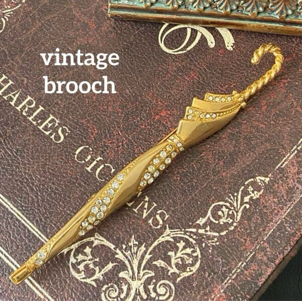 Vintage umbrella 傘モチーフ ヴィンテージ ブローチ