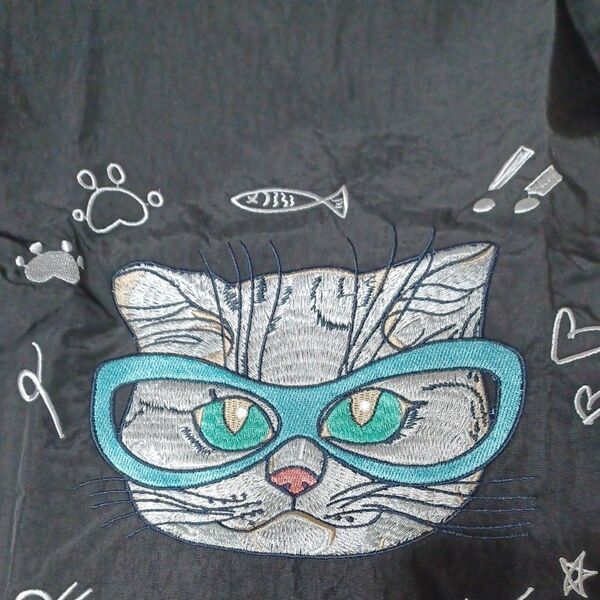 お値下げしました。 刺繍 可愛い猫 エコバッグ トートバック
