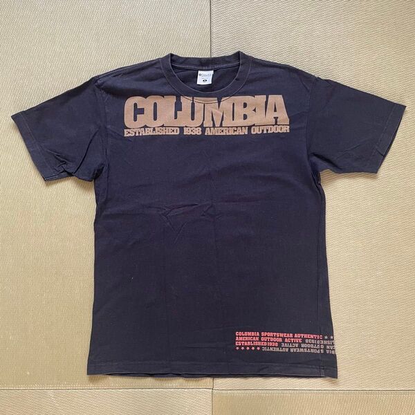 Columbia Tシャツ