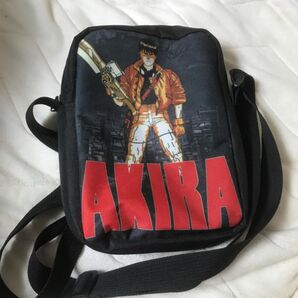 AKIRA ボディバック