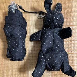 折りたたみ傘 ウサギ型ケース付き ドット柄 黒