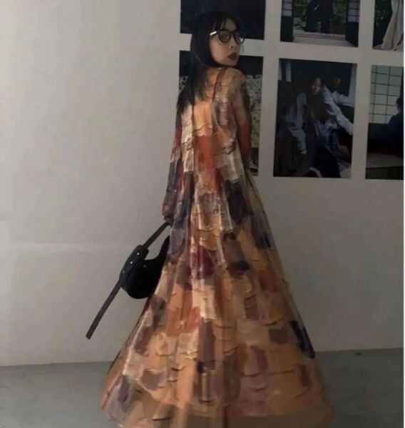 AMERI UND GYPSUM ART DRESS