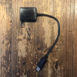 DisplayPort-DVI 変換アダプタ