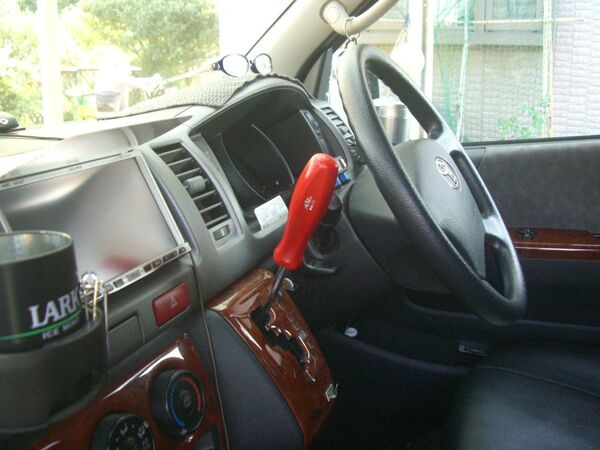廃盤 旧ロゴ マックツールドライバーグリップ ハイエース M8 シフトノブ 赤 DG 22
