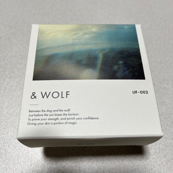 & WOLF UVセラムリキッドファンデーション UF-002 ライトベージュ
