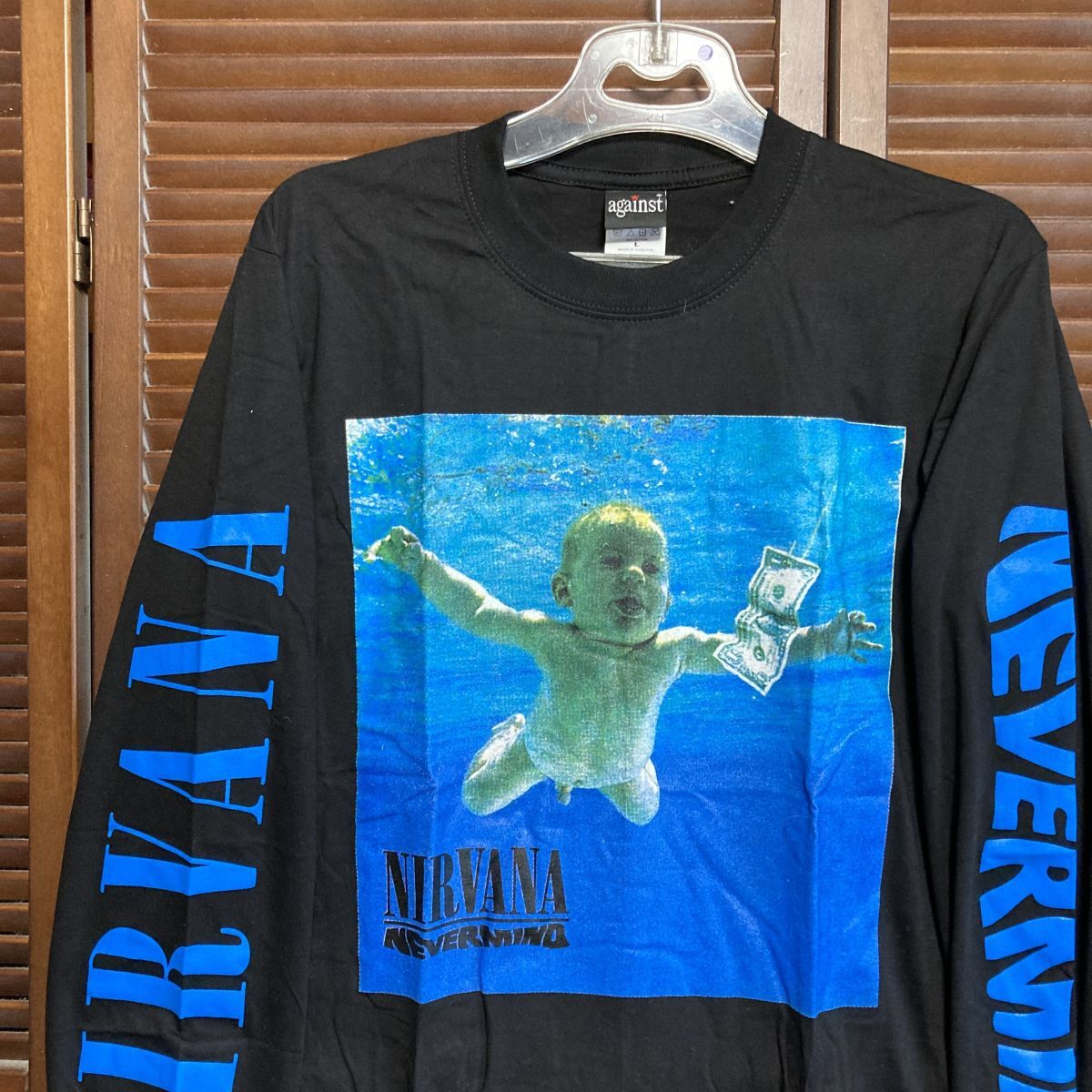 2025年最新】Nirvana Tシャツ 90年代復刻デザインやヴィンテージ 2025年最新】Nirvana Tシャツ 90年代復刻デザインやヴィンテージ