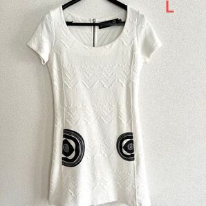 Desigual ミニワンピース ホワイト L M. Christian Lacroix