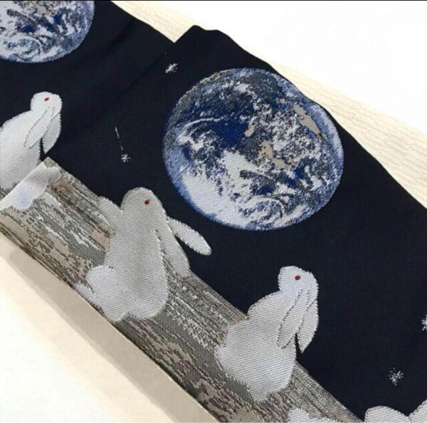 【新品未使用】大好評!おりびと半幅帯 うさぎ 宇宙地球 可愛い 個性派 オシャレ