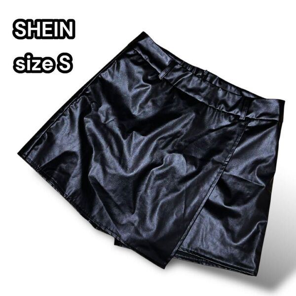 シーイン SHEIN ショートパンツ フェイクレザー ラップスカート風 黒【M-L相当】ハード系 ロック系 ブラックコーデ