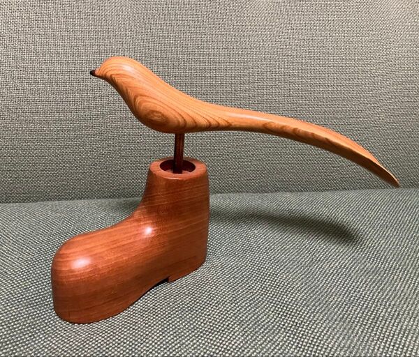 木製 鳥型靴べら インテリアオブジェ 玄関小物 ケヤキ 木工