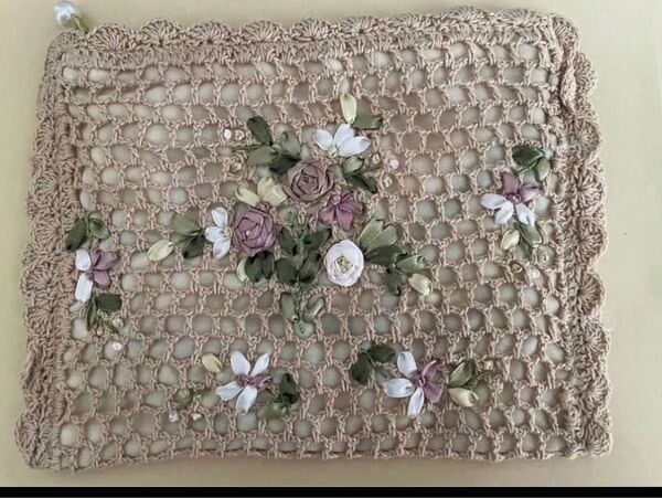 ポーチ 刺繍