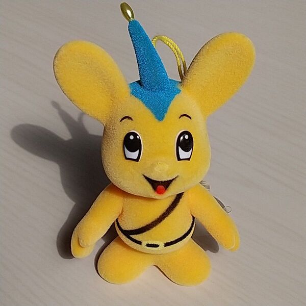 ピーポくん 吸盤付き フロッキー加工 マスコット
