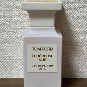 トムフォード テュベルーズニュ オードパルファムスプレイ 50ml aaa