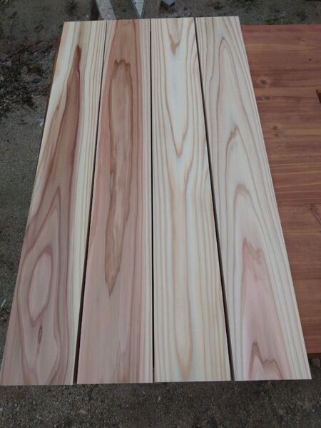 杉 無節 長さ80cm 幅約10.5cm 厚み約25cm 4枚セット