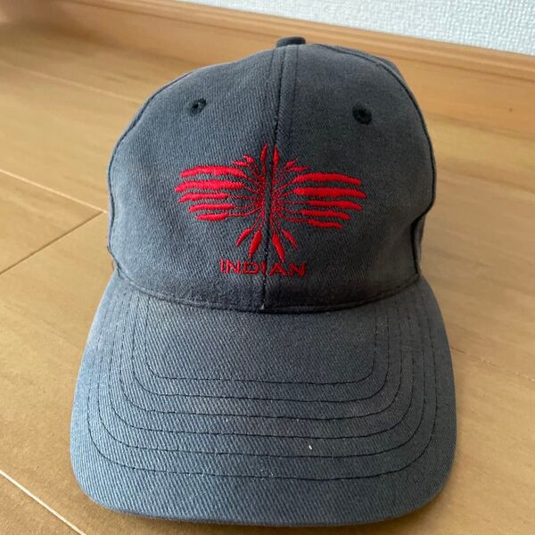 INDIAN MOTORロゴ入りキャップ 帽子 ブラックフェード