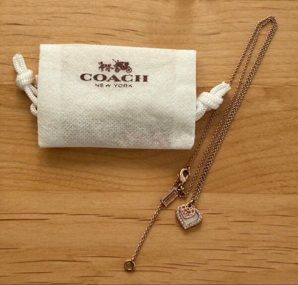 コーチcoach ローズゴールド ハートネックレス