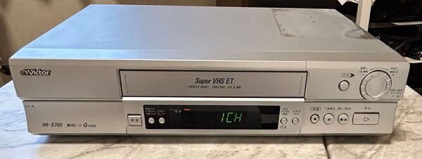 【中古】Victor S-VHSビデオデッキHR-S700 +純正リモコン