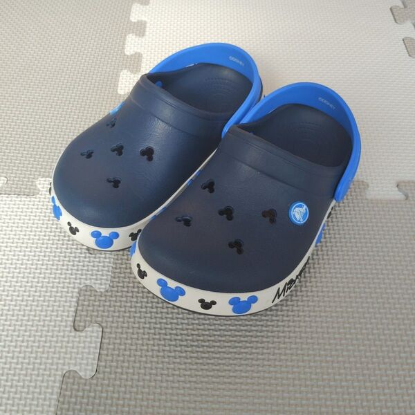 ミッキー crocs サンダル J1 19.5 男女兼用 Disney クロックス