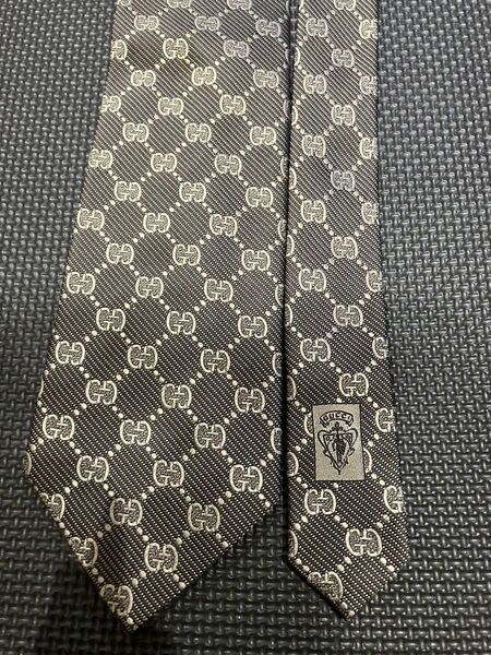 【GUCCI】GG柄ネクタイグッチ 美品