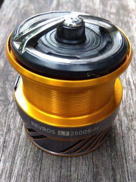 ダイワレブロス2500S スプール