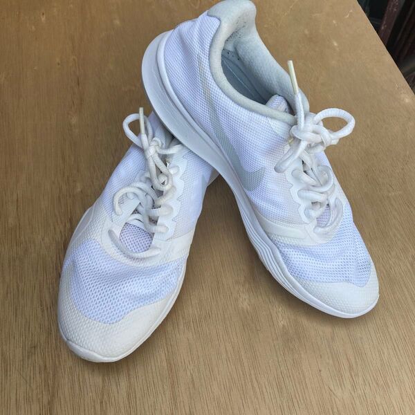 NIKE CITY TRAINER トレーニングシューズ 24.5cm ホワイト ナイキ スニーカー NIKE