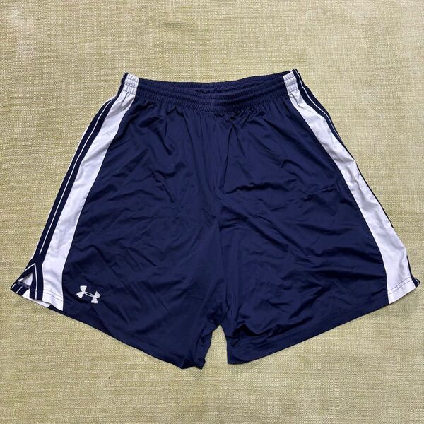 Under Armour ハーフパンツ ネイビー