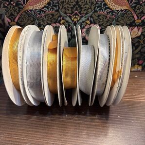 装飾リボン まとめ売り ゴールド シルバー ラッピング ハンドメイド 手芸 ソフトメタル