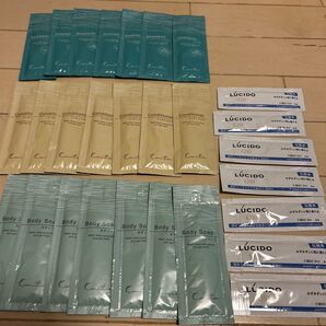 トラベルセット 7日分 (化粧水、シャンプー、コンディショナー、ボディソープ)