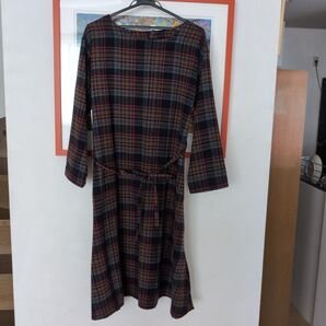 チェック柄長袖ワンピース LL