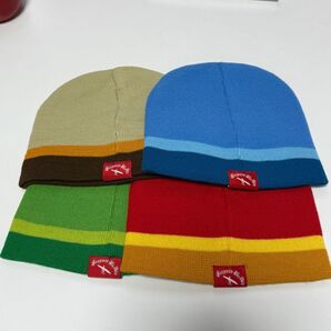 新品未使用 Respect the 70's リバーシブル ニット帽