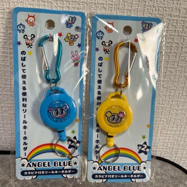 セリア エンジェルブルー カラナビ付き リールキーホルダー
