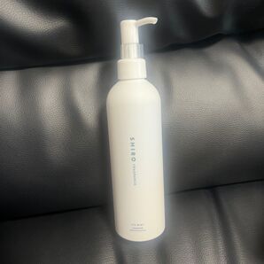 SHIROのアイスミントシャンプー、280mlの爽快感。