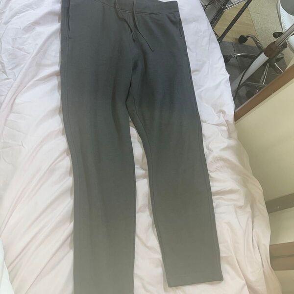 ユニクロ スウェットパンツ ダークグレー XLサイズ