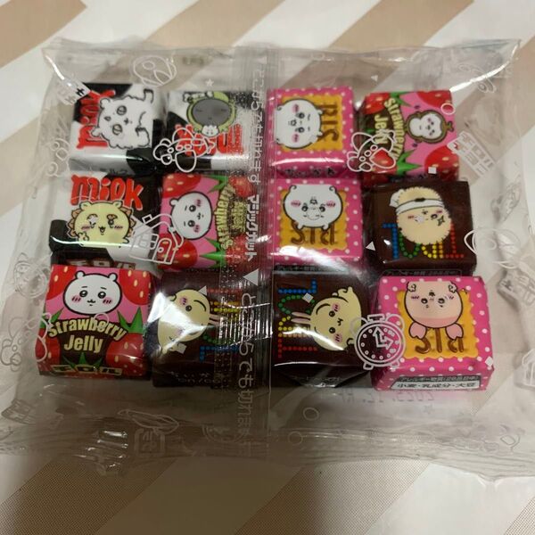 ちいかわ チロルチョコ 38 うさぎ あのこ ラッコ シーサー 古本屋 12粒