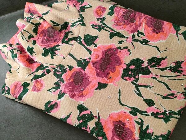【ミラショーン】●美品●mila schon●長袖カットソー●40号●薄手 伸縮有あり●上品なラメとラインストーン●