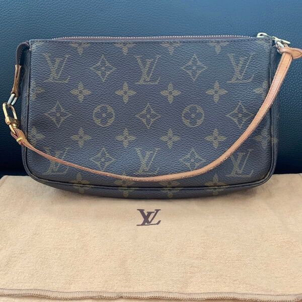 モノグラム ポシェット・アクセソワール 国内正規店購入品LOUISVUITTON ポシェット ポーチ保存袋付き