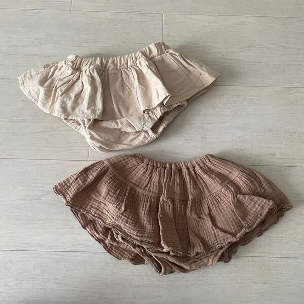 モンべべ monbebe スリコ 3COINSコットンフリルショートパンツ 70