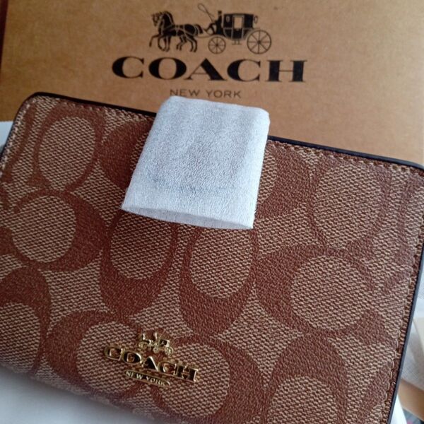 COACH 二つ折り財布 ブラウン シグネチャー 未使用