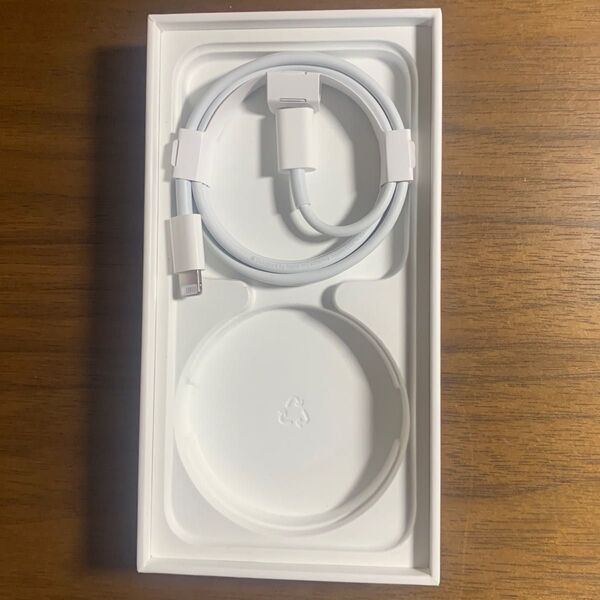 即日発送! アップル iPhone 純正ライトニングケーブル タイプC 1M 【新品未使用】