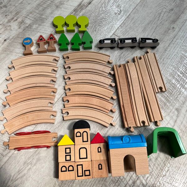 【最終価格】【値下げ不可】木製おもちゃ IKEA 木製レールLILLABO