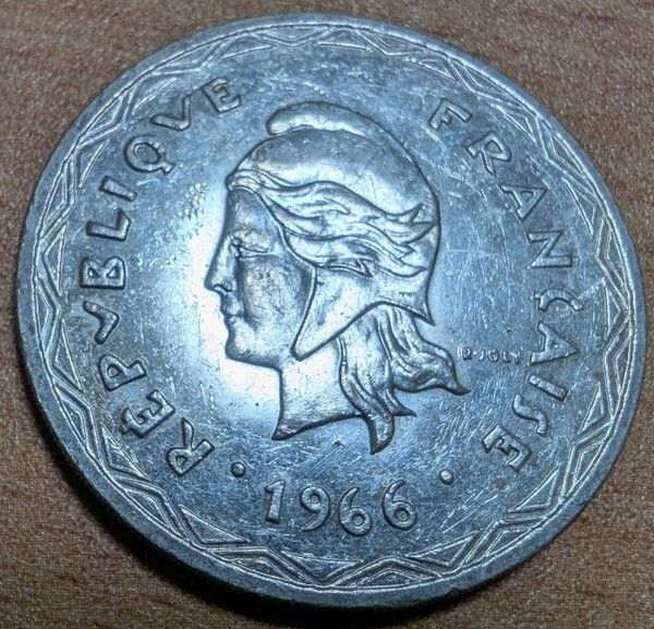 ニューヘブリデス諸島 100フラン 1966年 古銭 コイン 大型銀貨 硬貨 貿易銀 海外コイン 銀貨 外国古銭 記念硬貨