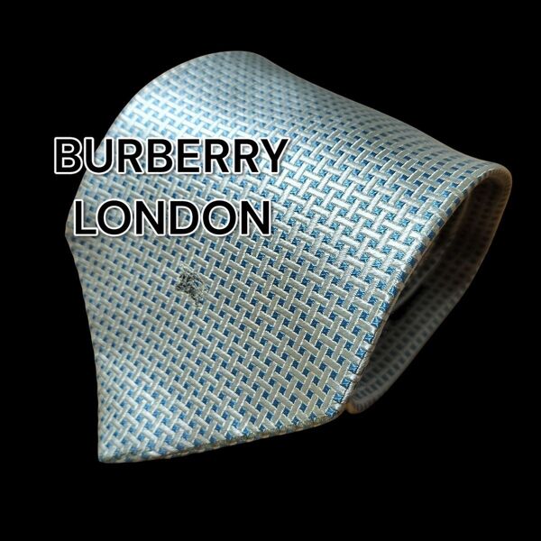 ★BURBERRY LONDON★ チェック柄 ホワイト/ライトブルー系