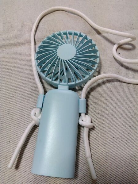 ハンディファン ☆携帯扇風機 USB 充電式☆3way
