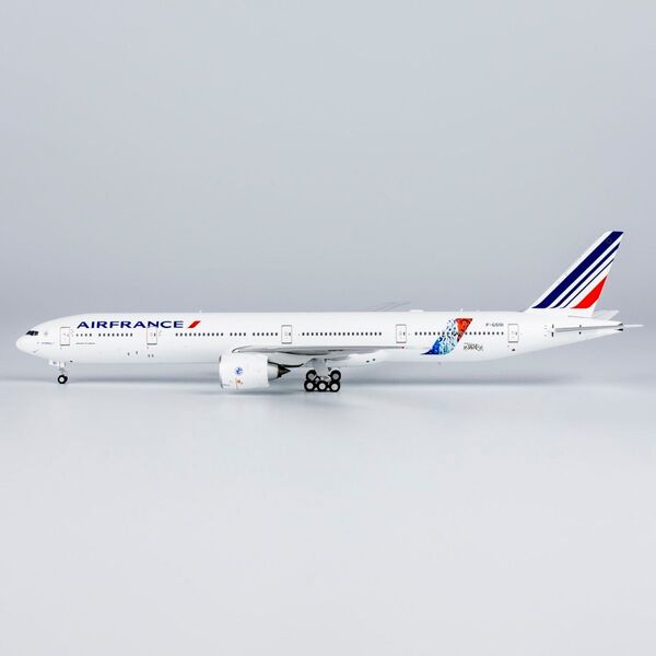 NGmodel エールフランス 777-300ER F-GSQI 1/400